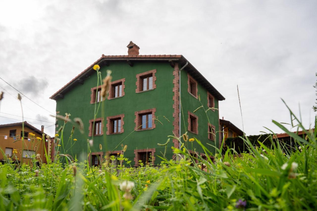 La Casita De Cabarceno * Sobarzo